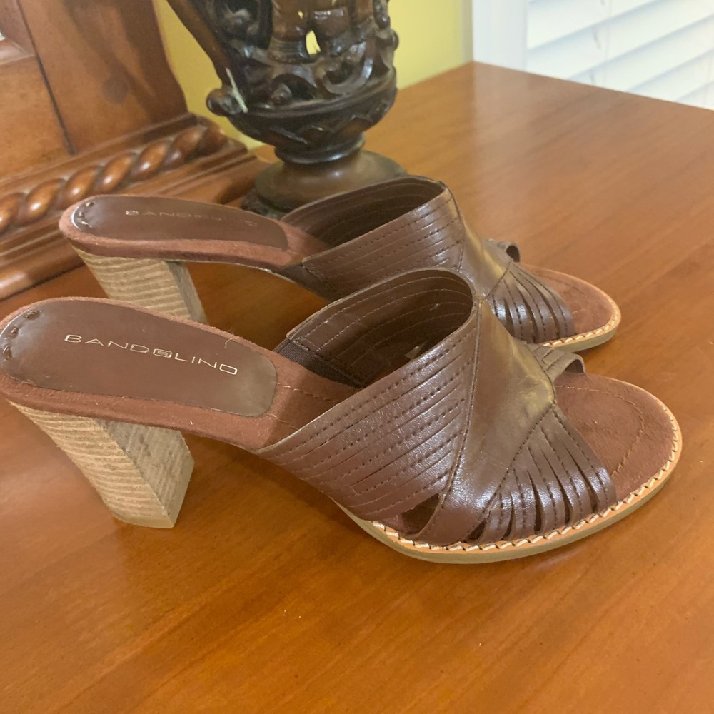 Ladies Size 7.5 Bandolino Sandals♥️